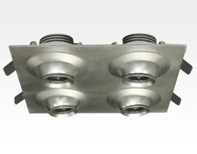 12W LED Fokus Vierfach Einbauspot silber quadr. Neutral Weiß / 4000K 800lm 230VAC 10-60Grad-Ausstellungsstück mit kleinen Schönheitsfehler
